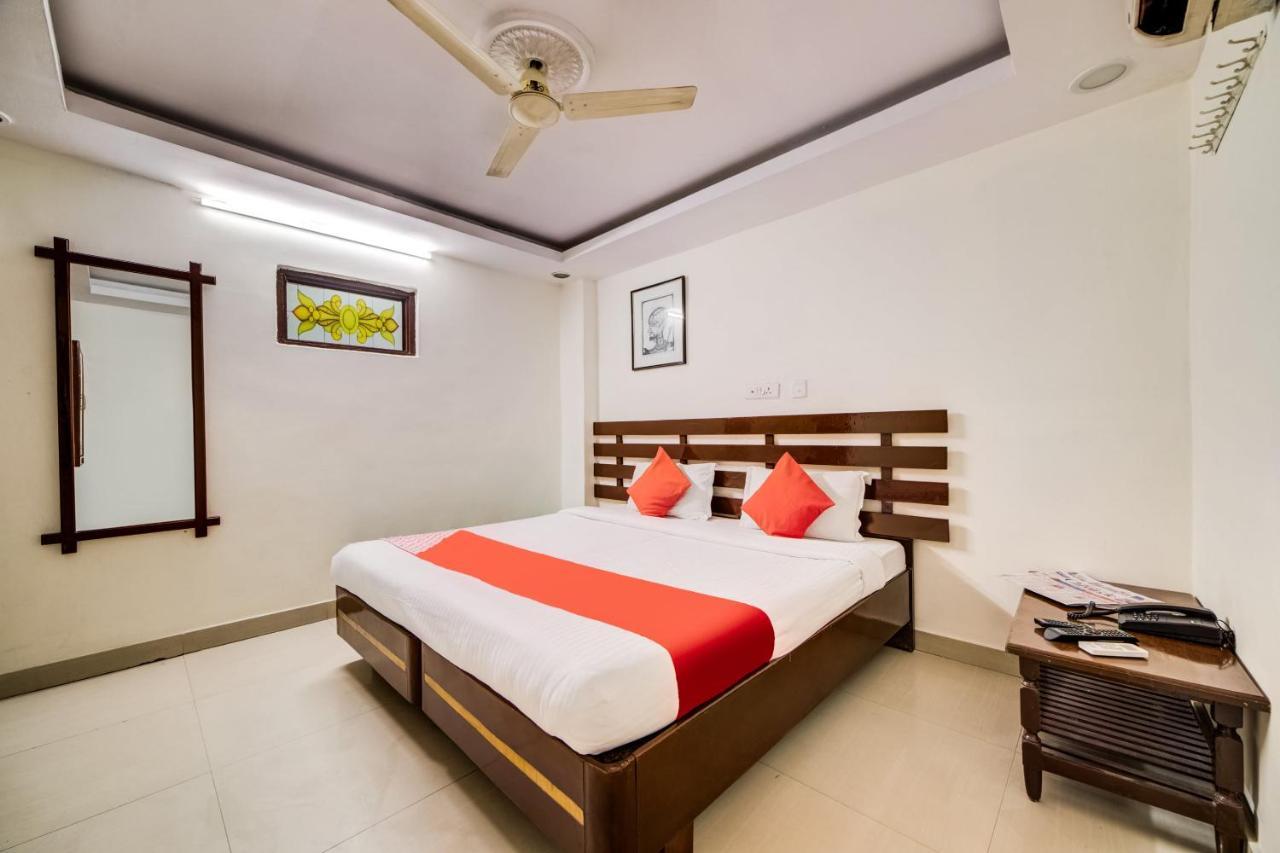 Oyo 33504 Hotel Ananda Inn Хидерабад Екстериор снимка