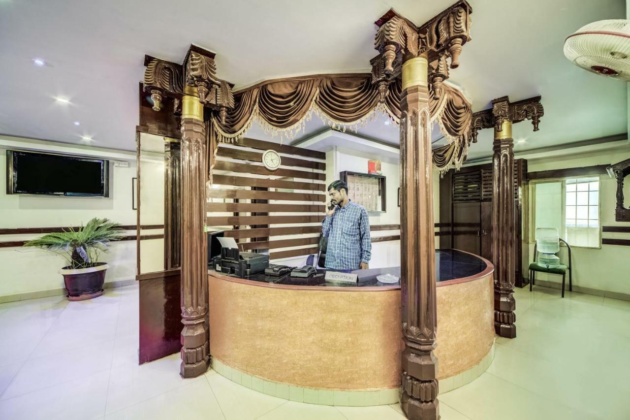 Oyo 33504 Hotel Ananda Inn Хидерабад Екстериор снимка