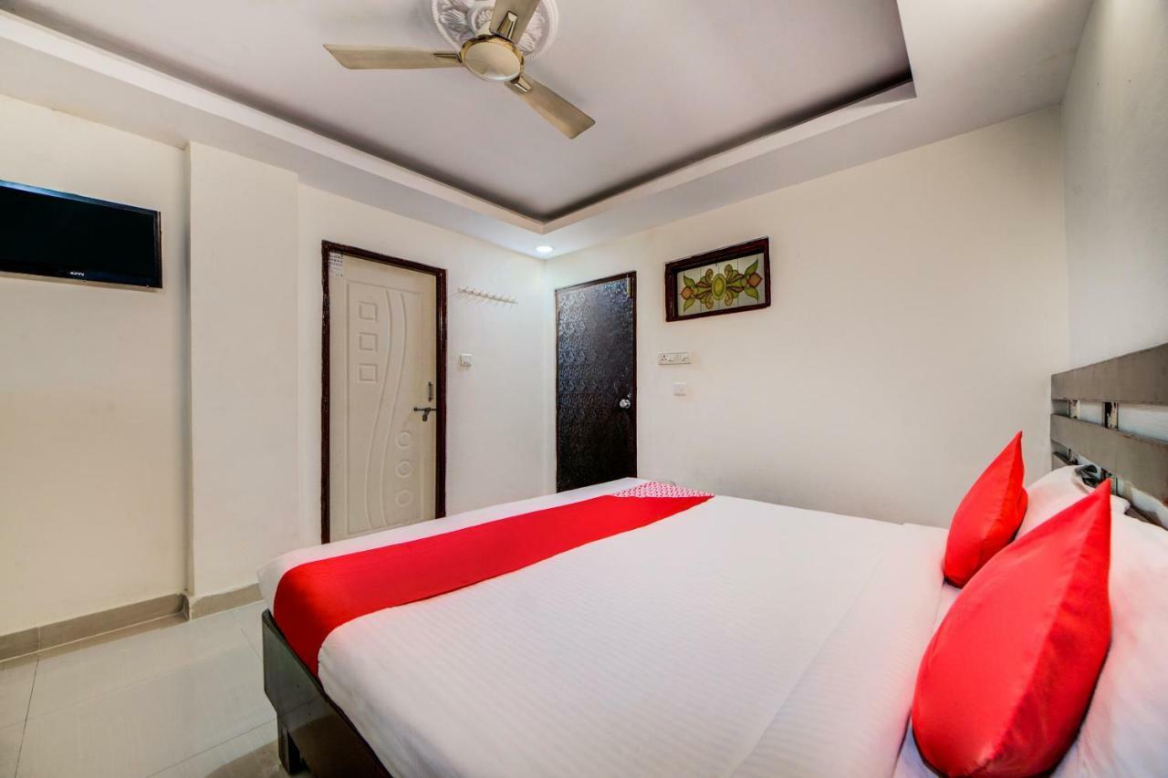 Oyo 33504 Hotel Ananda Inn Хидерабад Екстериор снимка