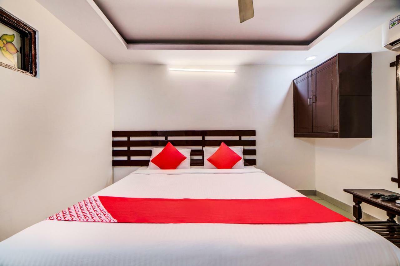 Oyo 33504 Hotel Ananda Inn Хидерабад Екстериор снимка